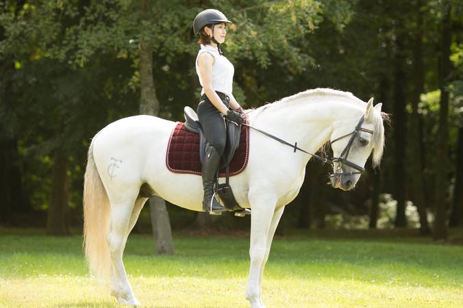 Riding and injury prevention: 7 tips for children and beginners
